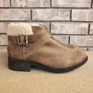 Benson ankle sales boot ugg